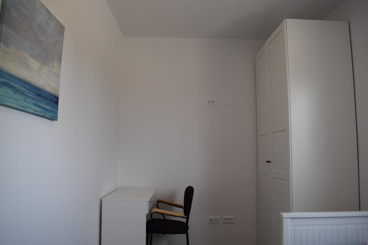 Vila Maslina - Apartman 3 ザダル エクステリア 写真