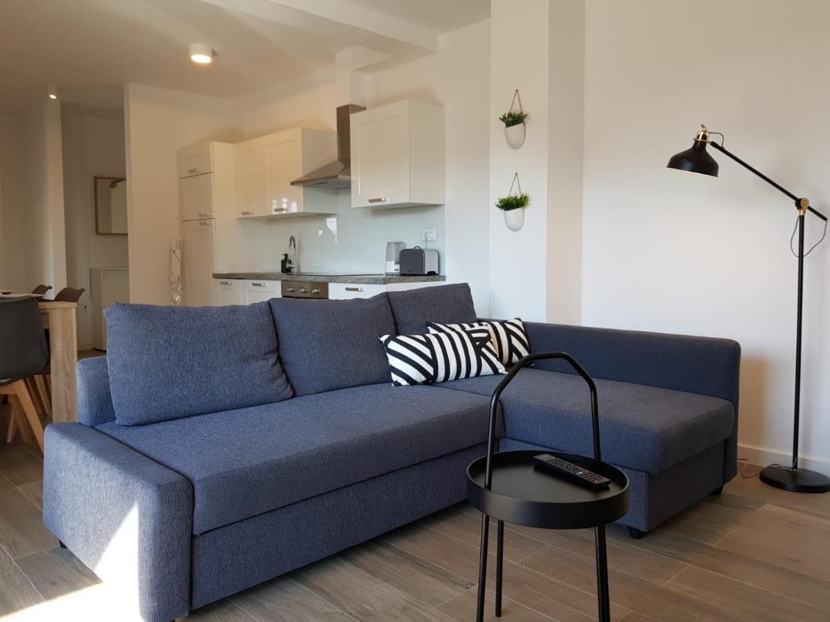 Vila Maslina - Apartman 3 ザダル エクステリア 写真